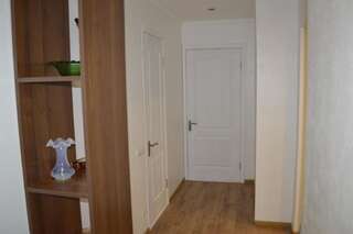 Апартаменты Apartment On Pribuzhskaya 2 Хмельницкий Апартаменты с 3 спальнями-18
