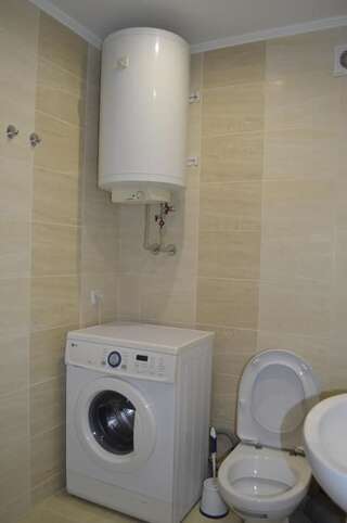 Апартаменты Apartment On Pribuzhskaya 2 Хмельницкий Апартаменты с 3 спальнями-21