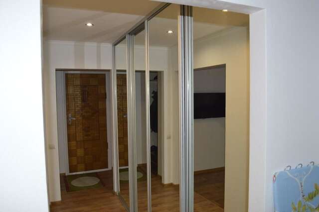 Апартаменты Apartment On Pribuzhskaya 2 Хмельницкий-7